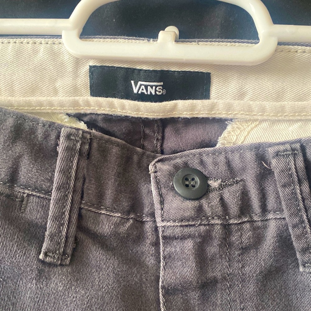 VANS gray flat front chinos 29